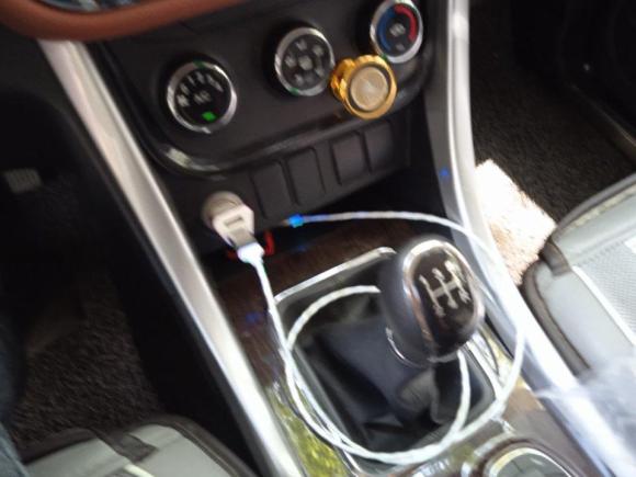 [杭州·湘M] 二手北汽幻速北汽幻速S32016款 S3L 1.5L 手动尊贵型