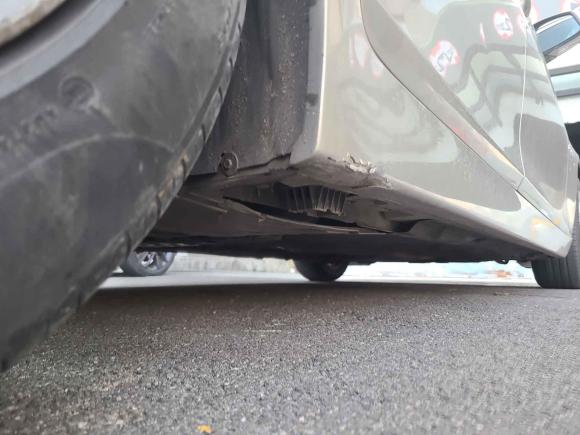 [青岛·鲁U] 二手宝马宝马5系2011款 523Li 领先型