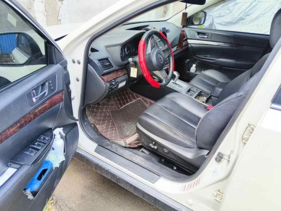 [济南·鲁A] 二手斯巴鲁傲虎2012款 2.5i豪华版