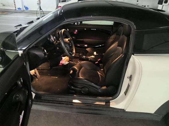 [南京·苏A] 二手MINIMINI COUPE2012款 1.6L COOPER