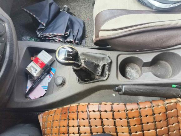 [义乌·浙G] 二手五菱汽车五菱宏光2015款 1.5L S 基本型国V