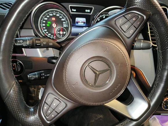 [上海·沪D] 二手奔驰奔驰GLS2017款 GLS 400 4MATIC动感型