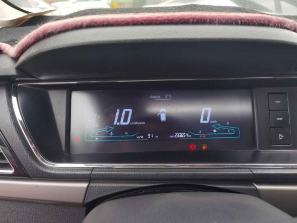 [深圳·粤B] 二手长安凯程长安欧尚A6002016款 1.5L 手动豪华型7座