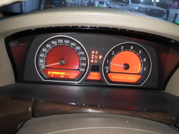 [上海·沪G] 二手宝马宝马7系2005款 730Li