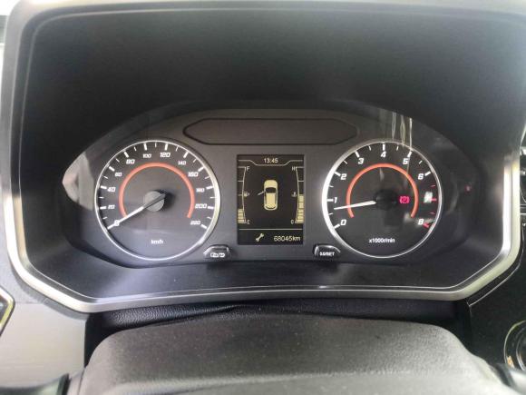 [金华·浙G] 二手奇瑞瑞虎3x2021款 PLUS 1.5L 手动痛快红枣版