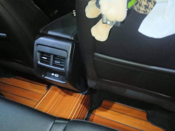 [苏州·苏E] 二手凯迪拉克凯迪拉克XT42021款 28T 两驱豪华型