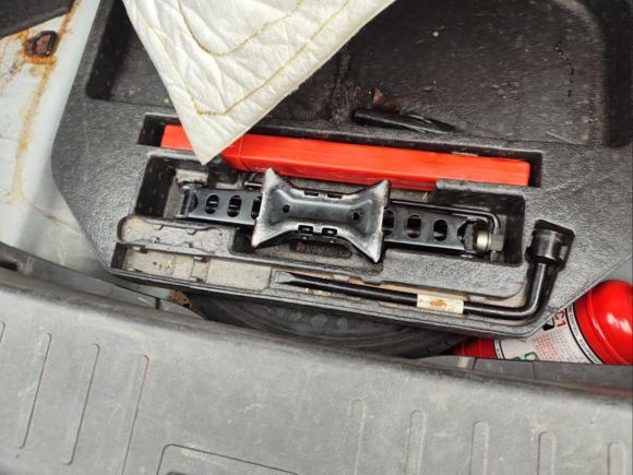 [上海·沪A] 二手比亚迪秦新能源2015款 1.5T 双冠旗舰Plus版