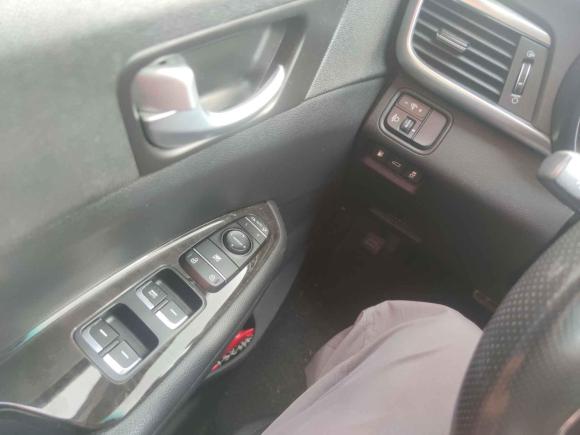 [上海·沪C] 二手起亚起亚K52016款 1.6T 自动PRM