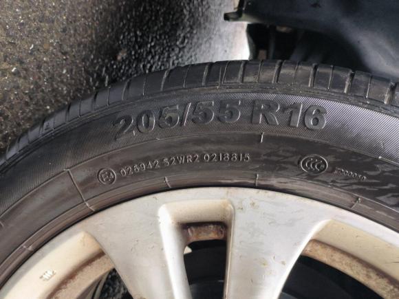 [苏州·陕C] 二手海马福美来2014款 M5 1.6L 手动舒适型