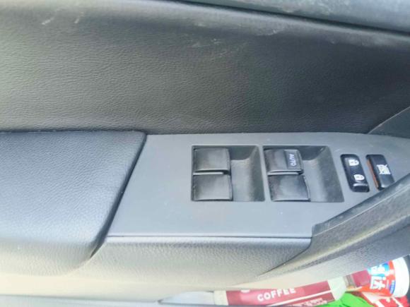 [上海·沪D] 二手丰田雷凌2014款 1.6G CVT精英版