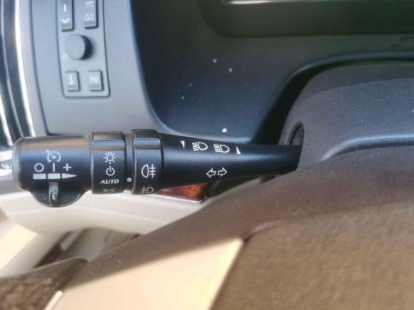 [武汉·鄂A] 二手凯迪拉克SLS赛威2011款 2.0T 行政版