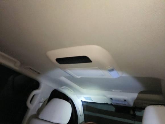 [青岛·鲁U] 二手丰田兰德酷路泽2012款 4.6L 自动VX-R