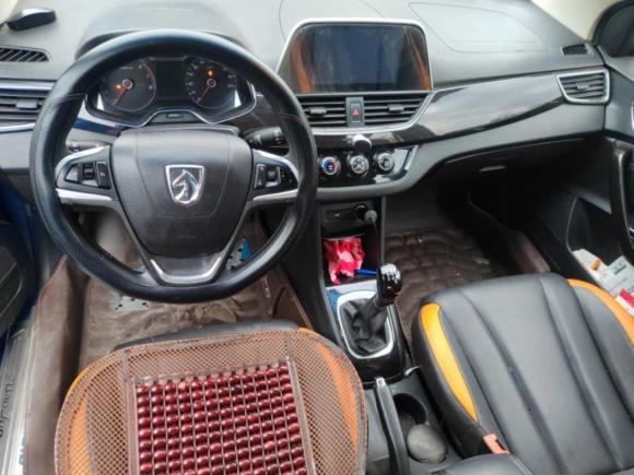 [广州·粤A] 二手宝骏宝骏3102016款 1.2L 手动豪华型