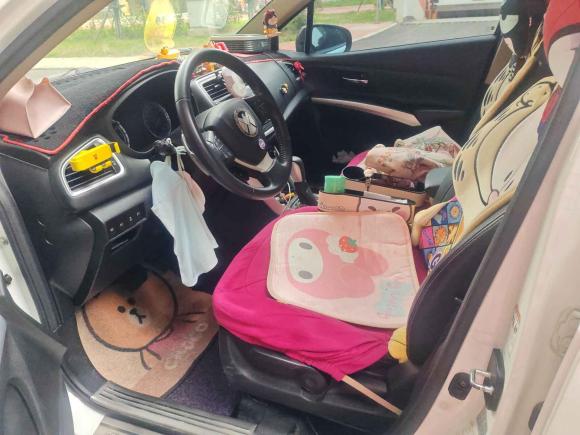 [武汉·鄂A] 二手铃木锋驭2014款 1.6L CVT两驱精英型