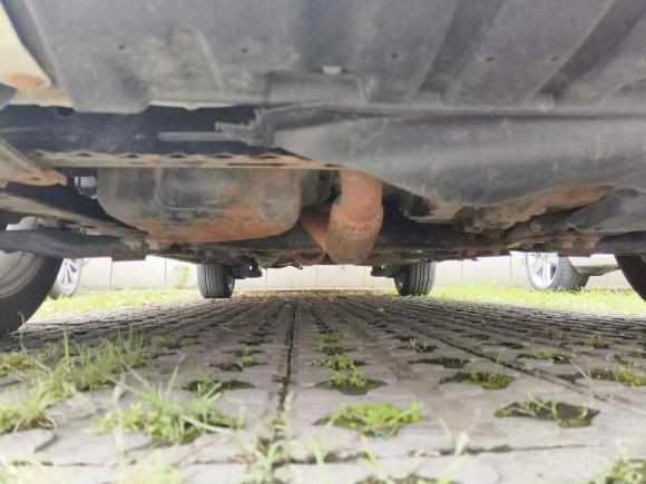 [成都·川A] 二手比亚迪比亚迪M62013款 2.4L 手动尊贵型