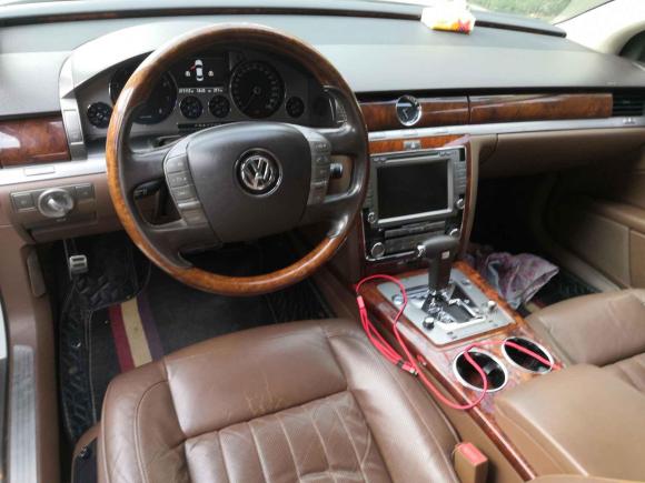 [西安·陕A] 二手大众辉腾2012款 3.0L 行政型