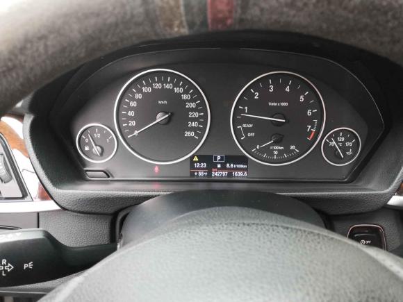 [成都·川A] 二手宝马宝马3系2013款 320Li 时尚型