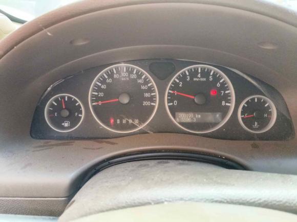 [济南·鲁A] 二手别克别克GL82012款 2.4L BASE舒适版