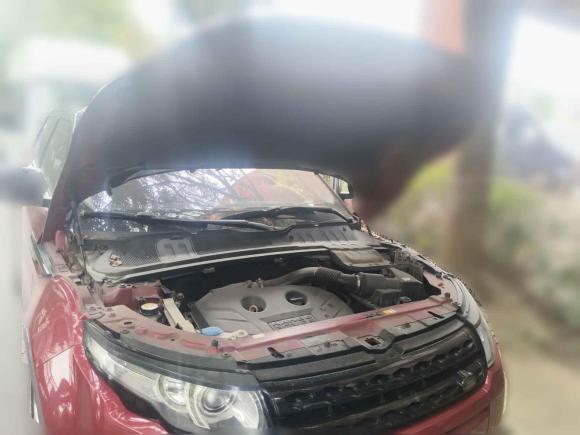 [常州·苏A] 二手路虎揽胜极光2013款 2.0T 5门耀动版