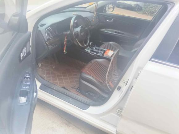 [济南·鲁A] 二手起亚起亚K42017款 1.8L 自动GLS Special