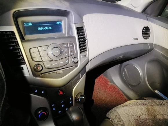 [青岛·鲁B] 二手雪佛兰科鲁兹2013款 1.8L SE AT