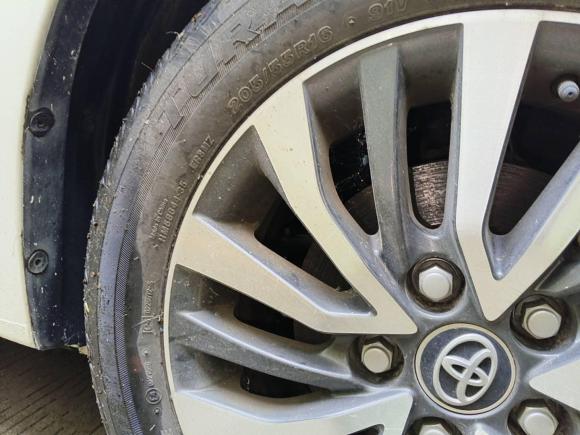 [上海·沪B] 二手丰田卡罗拉2017款 改款双擎 1.8L E-CVT精英版