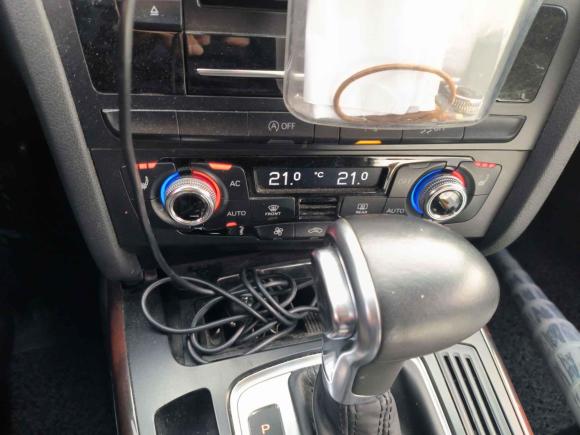 [上海·沪D] 二手奥迪奥迪A4L2013款 35 TFSI 自动技术型