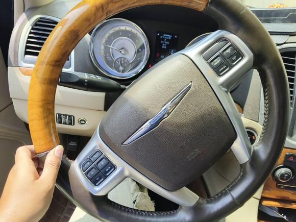 [广州·粤Y] 二手克莱斯勒克莱斯勒300C2013款 3.6L 尊适版