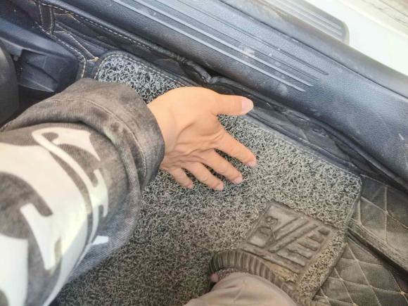 [南京·苏L] 二手奔驰奔驰A级2022款 改款二 A 200 L 运动轿车时尚型