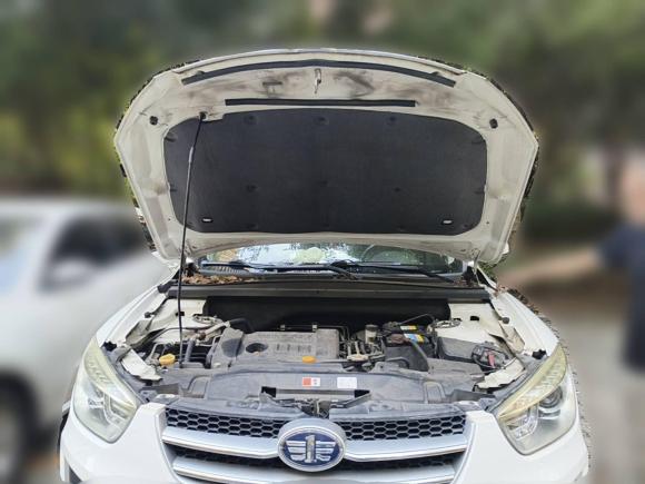 [苏州·苏E] 二手奔腾奔腾X802013款 2.0L 自动豪华型