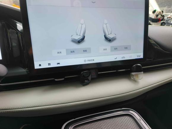 [上海·沪A] 二手埃安AION S Plus2021款 80 科技版