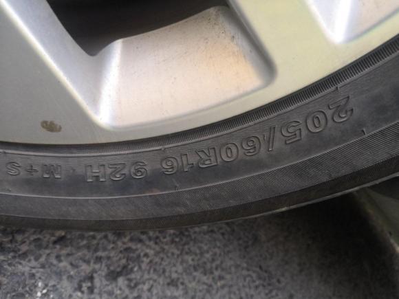 [成都·川A] 二手北京汽车绅宝X352016款 1.5L 手动精英版