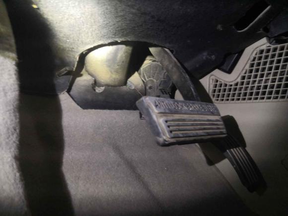 [青岛·苏C] 二手别克别克GL82013款 2.4L CT豪华商务舒适版