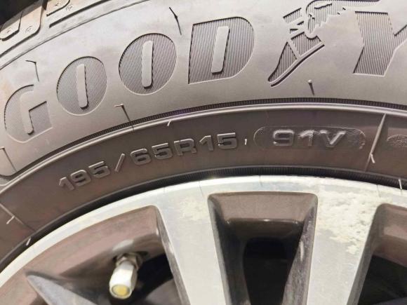 [青岛·鲁B] 二手丰田雷凌2016款 1.6G CVT精英版