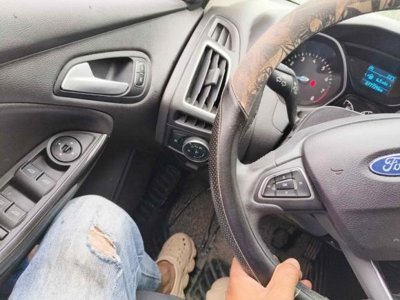 [苏州·甘A] 二手福特福克斯2018款 两厢经典 EcoBoost 125 手动超能风尚型智行版