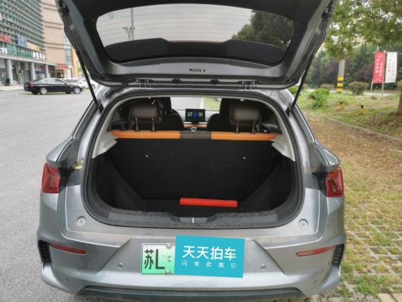 [南京·苏L] 二手比亚迪比亚迪e22021款 豪华型