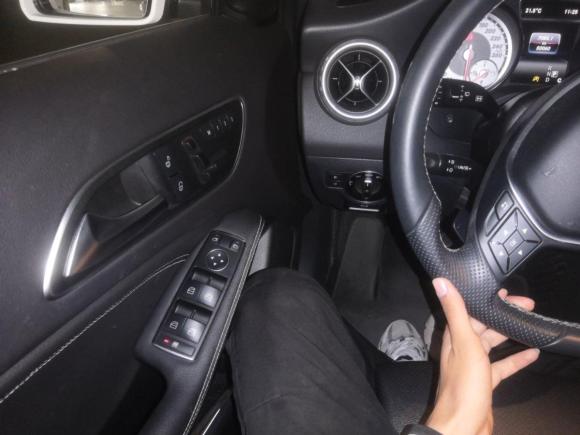 [上海·沪D] 二手奔驰奔驰GLA2016款 GLA 200 动感型