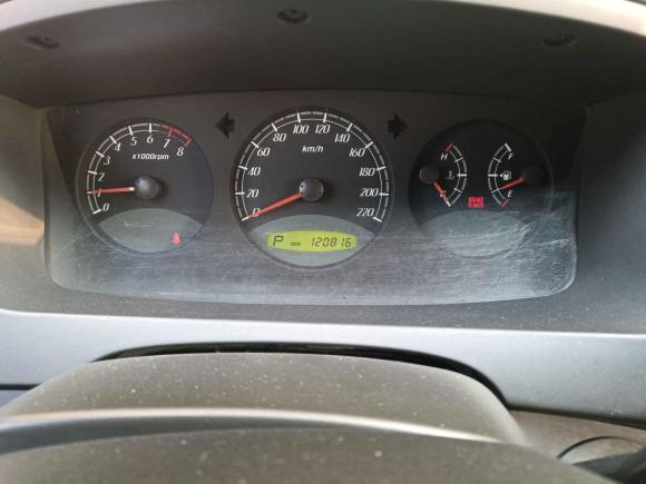 [无锡·青A] 二手荣威荣威W52014款 1.8T 2WD 自动胜域特装版