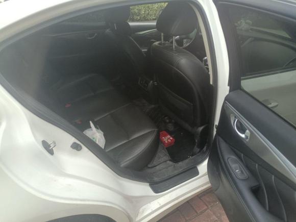 [南通·苏F] 二手英菲尼迪英菲尼迪Q502014款 3.7L 舒适版