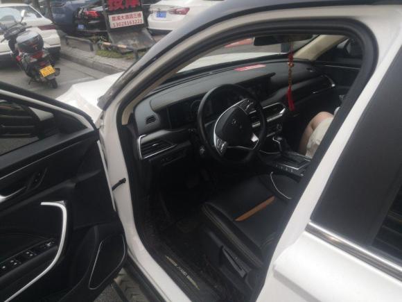 [成都·川L] 二手奔腾奔腾T772019款 230 TID 自动豪华型 国V