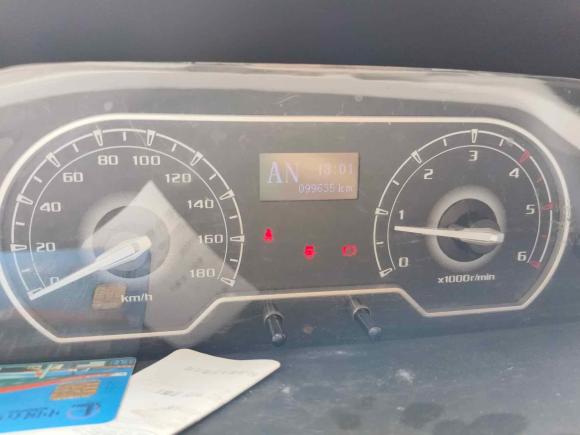 [嘉兴·浙A] 二手上汽大通MAXUS新途V802020款 2.5T AMT经典城配王短轴中顶2/3座