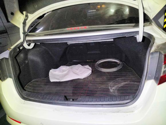 [武汉·浙A] 二手起亚起亚K52011款 2.4L 自动Premium