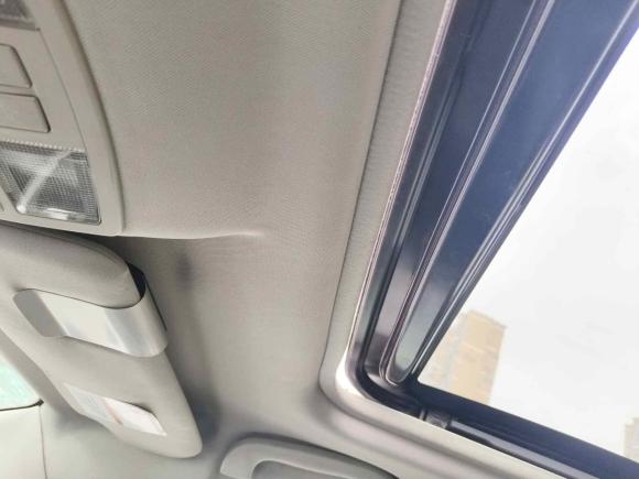 [上海·苏A] 二手奔腾奔腾X802013款 2.0L 自动舒适型