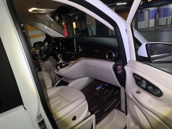 [合肥·皖A] 二手奔驰奔驰V级2016款 V 260 领航版