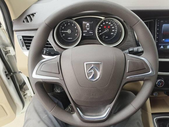 [广州·桂A] 二手宝骏宝骏7302019款 1.5L 手动超值型 7座 国VI