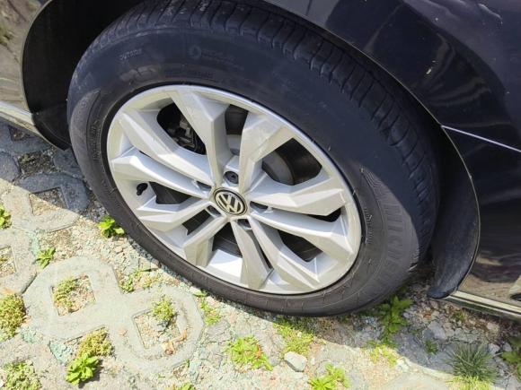 [青岛·鲁B] 二手大众迈腾2017款 330TSI DSG 豪华型