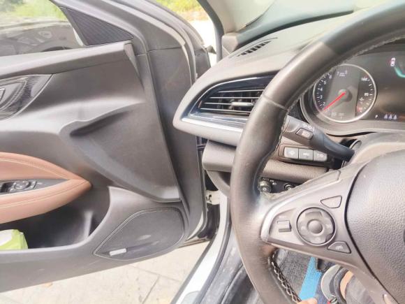 [杭州·浙A] 二手别克君威2017款 28T 尊享型