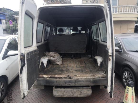 [成都·苏B] 二手福特经典全顺2013款 2.8T柴油物流型短轴中顶JX493ZLQ4