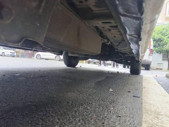 [武汉·鄂A] 二手长安凯程长安睿行M702018款 1.5L舒适型平顶背掀门DAM15DL