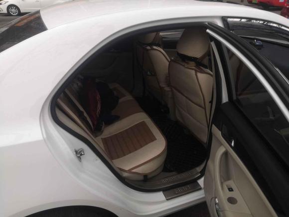 [成都·川A] 二手荣威荣威3602015款 1.5L 手动豪华版